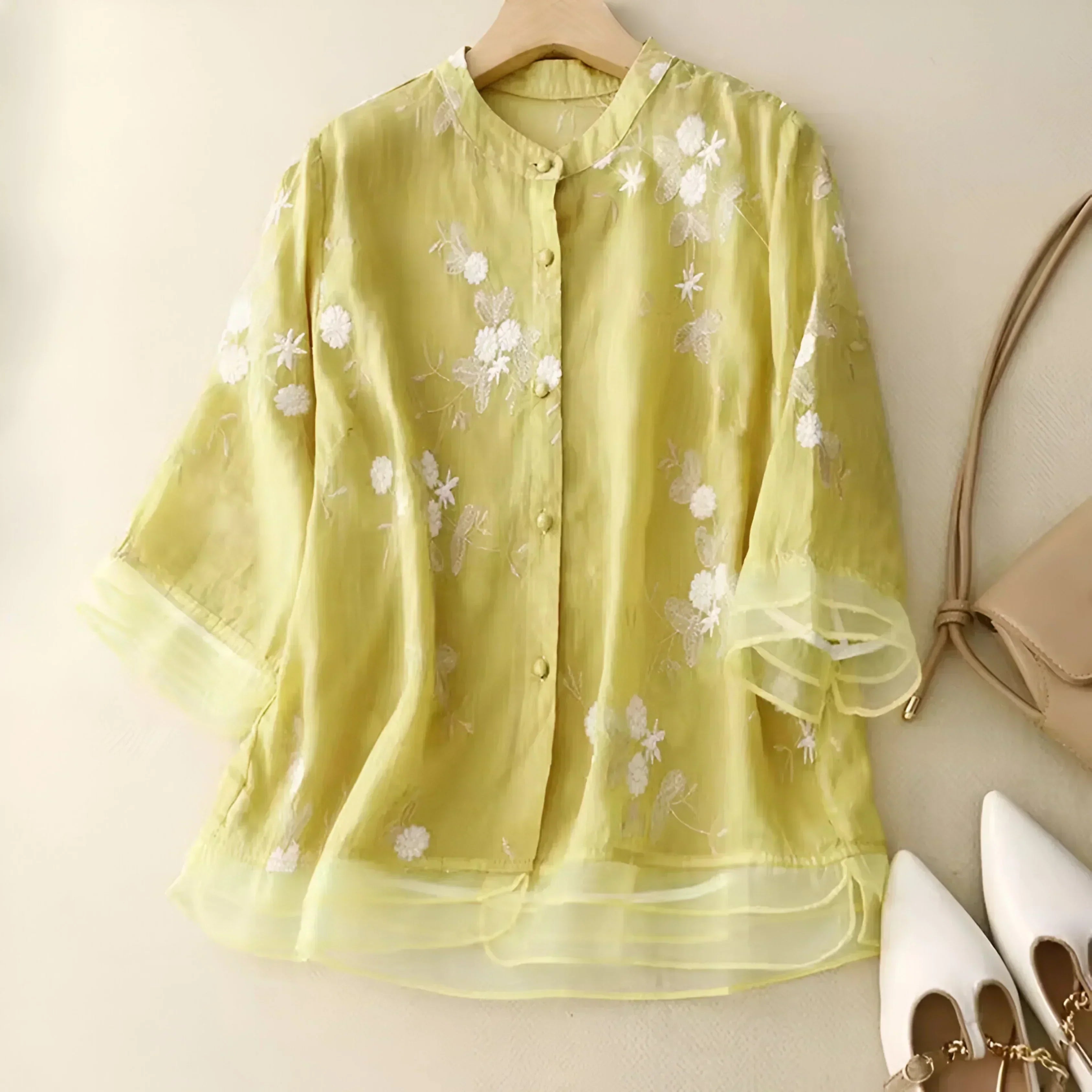Emily Blouse Femme – Elegant Floral Blouse in Airy Fabric with Classic Cut