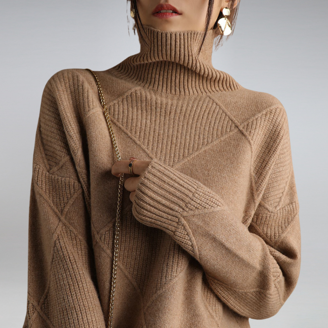Luciana Pull Woman – Elegant Turtleneck in Soft Cashmere & Timeless Chic