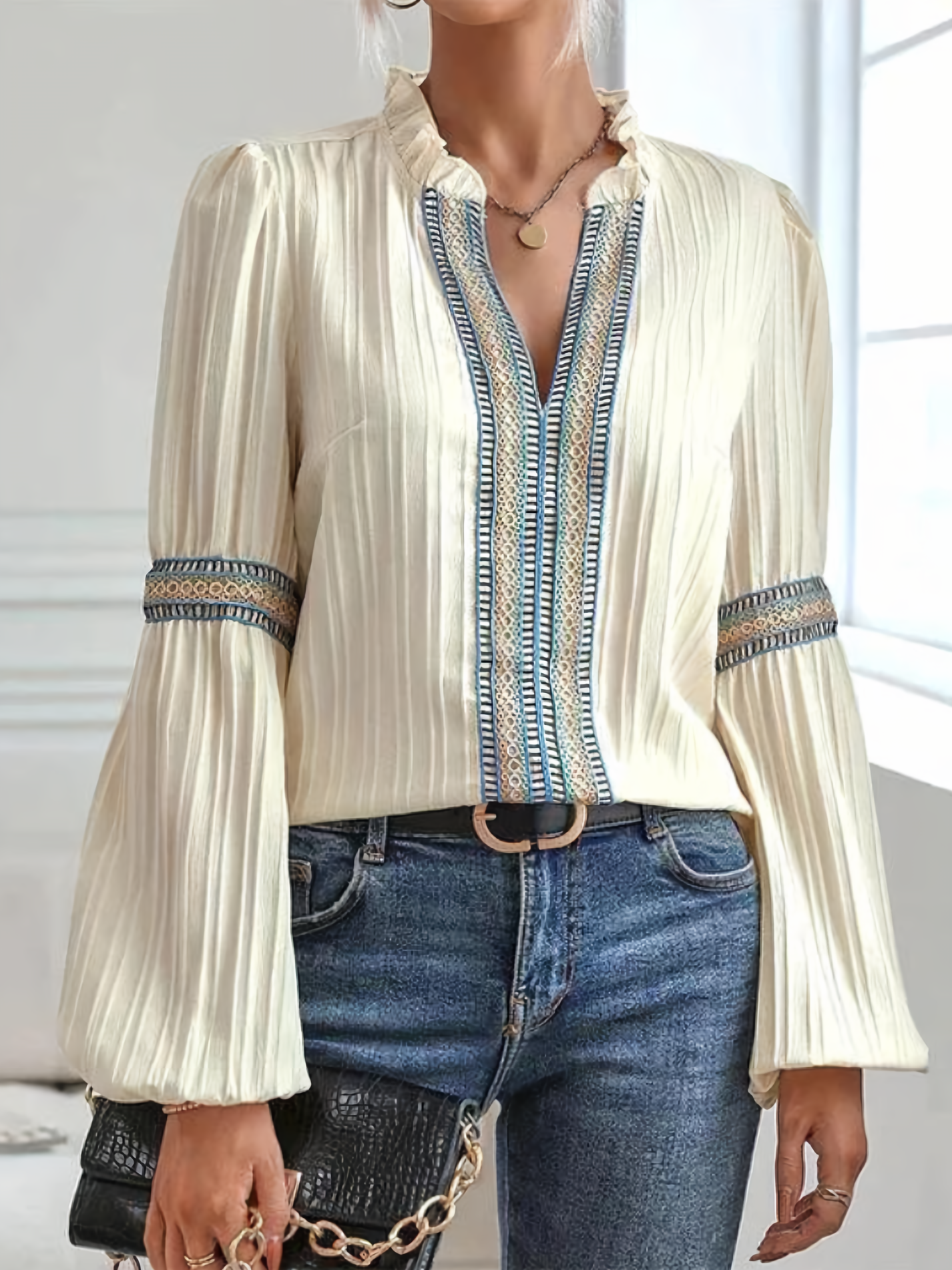 Caroline Blouse Boho Woman – Elegant and Light Blouse with Bohemian Style and Modern Details
