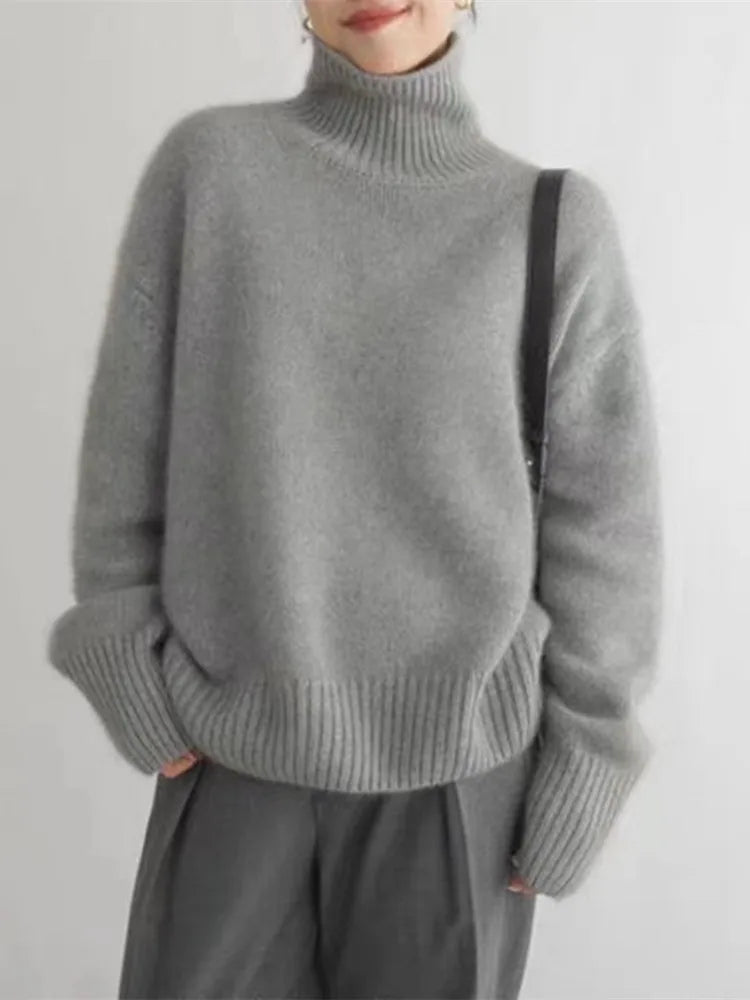 Lynn Pull Femme – Turtleneck in Soft Wool & Elegant for Chic Winter Look