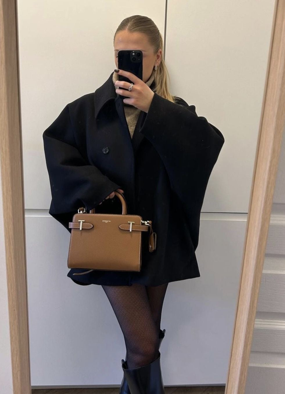 Amélie Woman Oversize Coat – Elegant Soft & Trendy Wool Coat for Winter