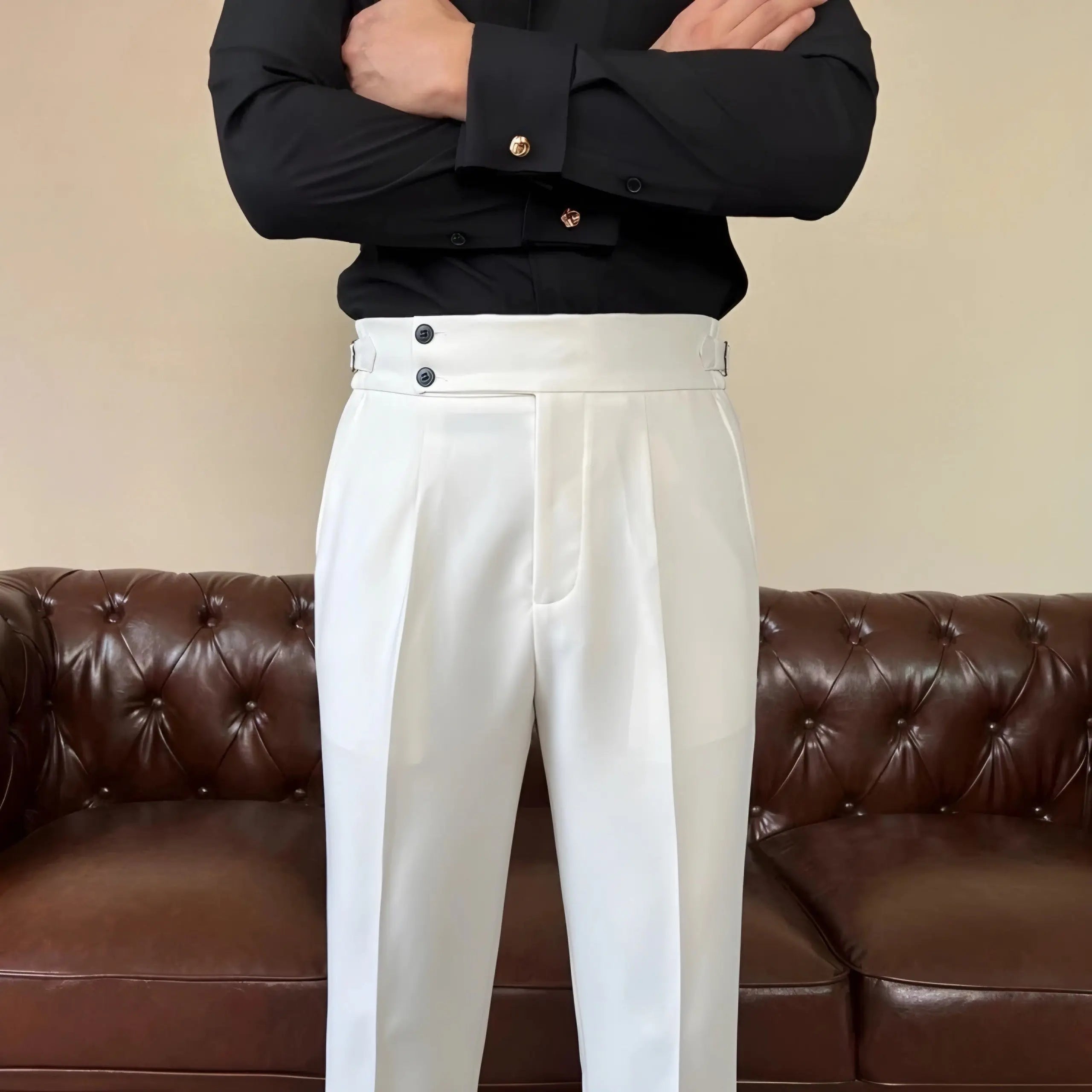 Men’s Pleated Trousers – Side-Tab Adjusters and Stretch Fit for Modern Tailoring