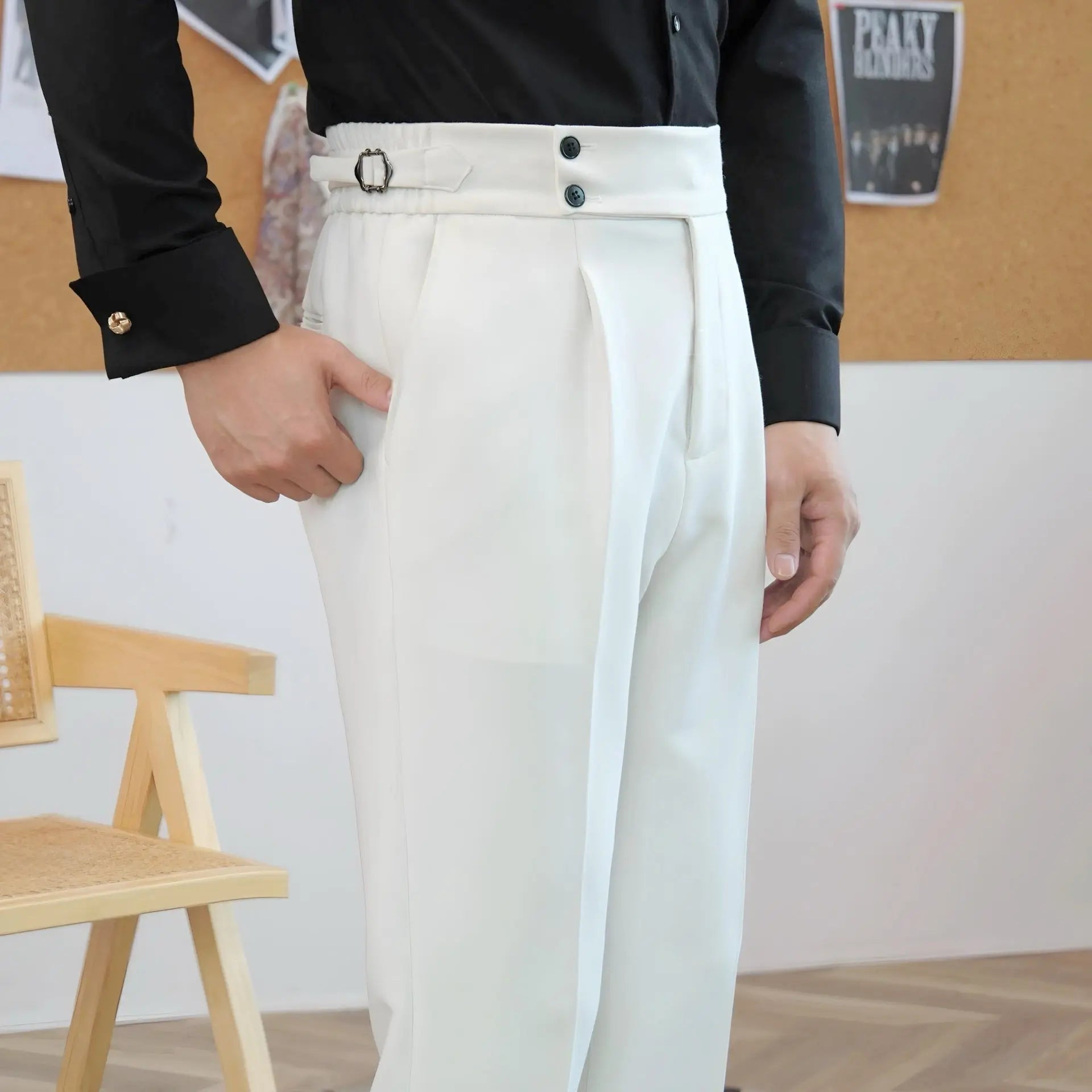 Men’s Pleated Trousers – Side-Tab Adjusters and Stretch Fit for Modern Tailoring