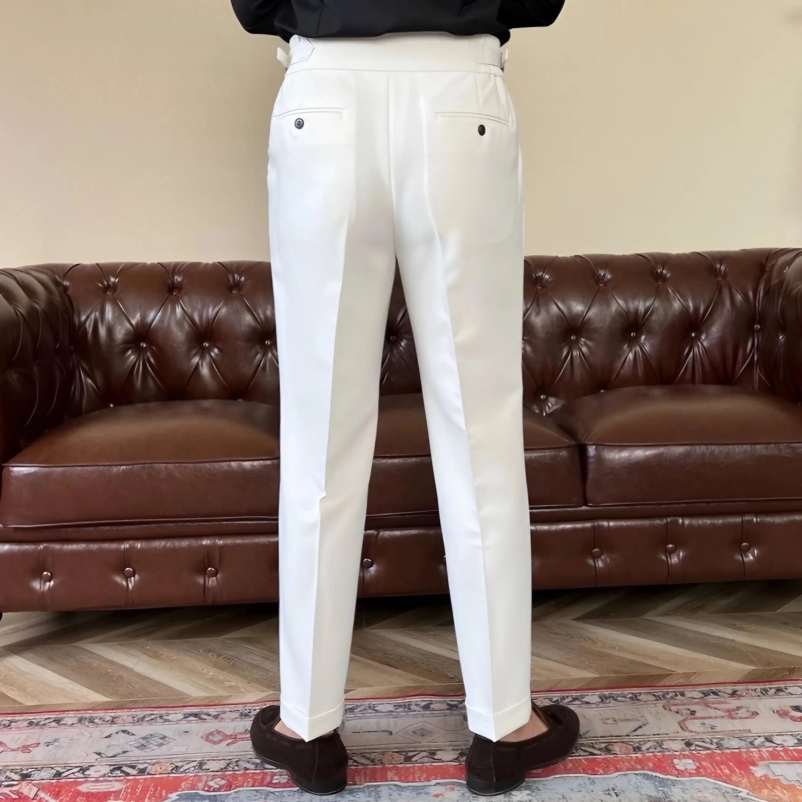 Men’s Pleated Trousers – Side-Tab Adjusters and Stretch Fit for Modern Tailoring