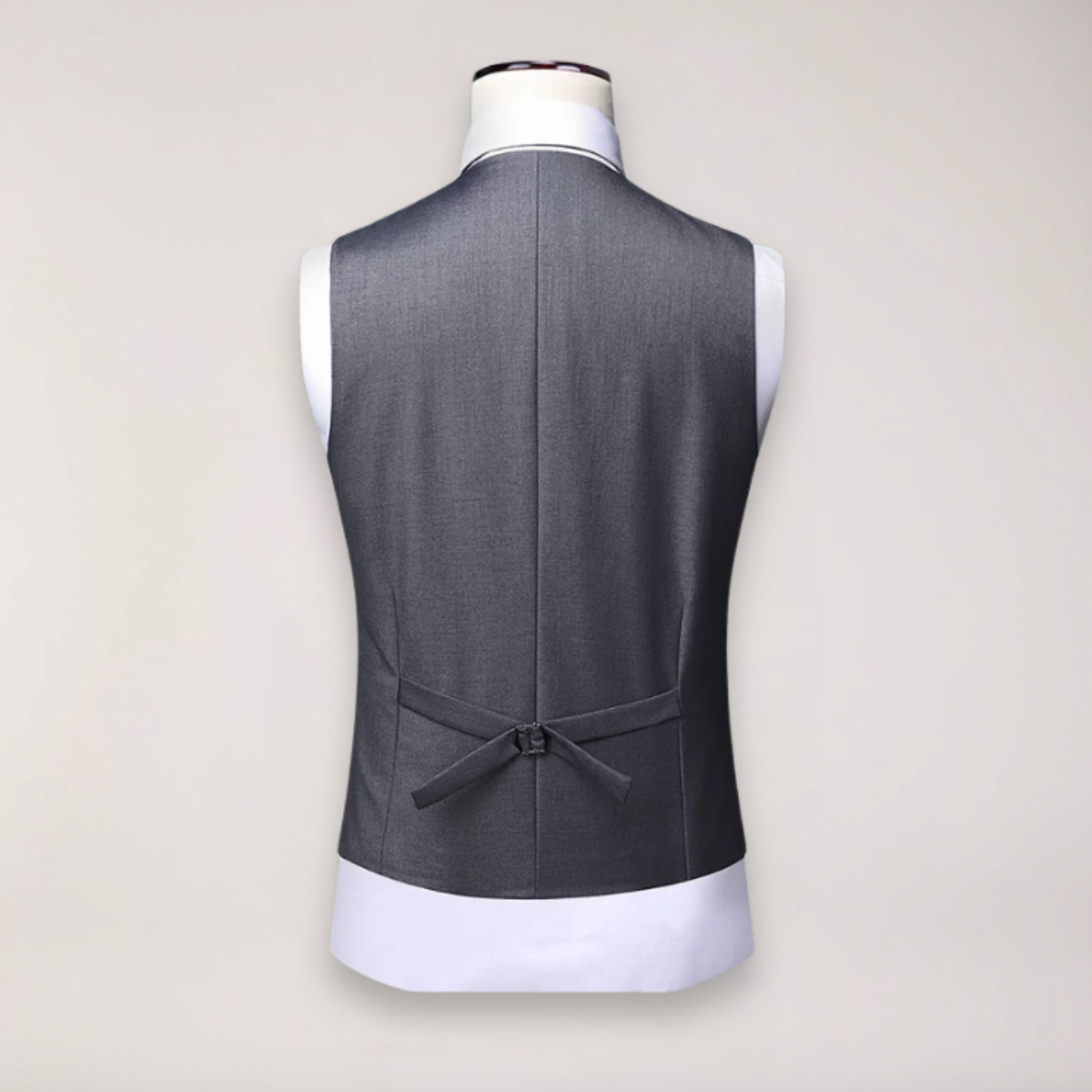 Men’s Three-Piece Formal Suit – Tailored Fit Blazer, Waistcoat, and Trousers