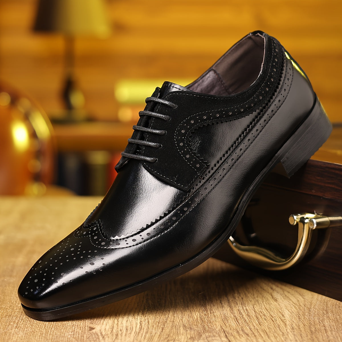 Men’s Two-Tone Brogue Oxford Shoes – Wingtip Elegance for Formal Settings
