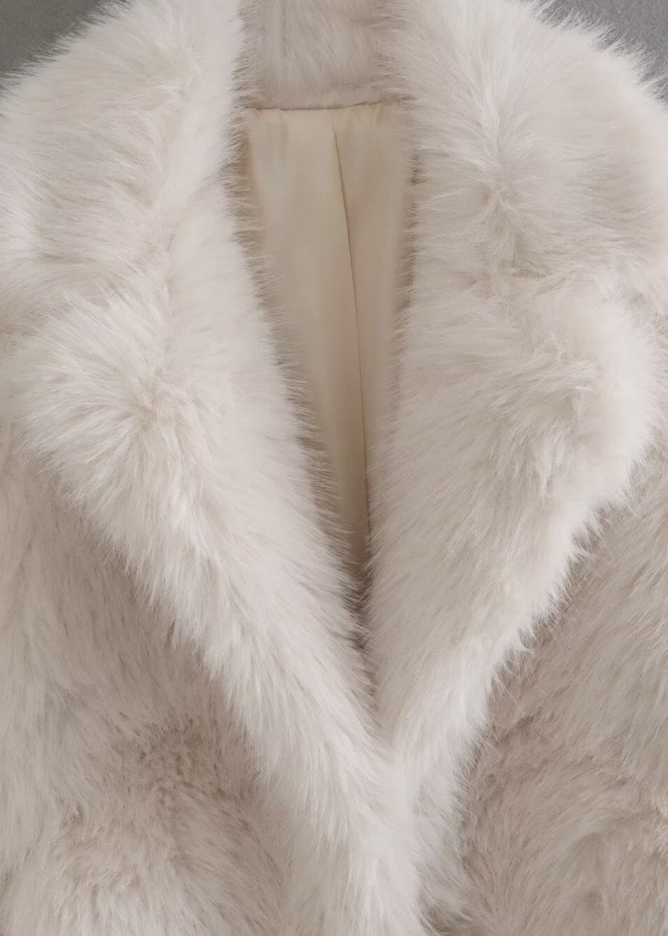 Monroe Winter Coat Synthetic Fur Woman – Casual Soft Fit with Wide Collar