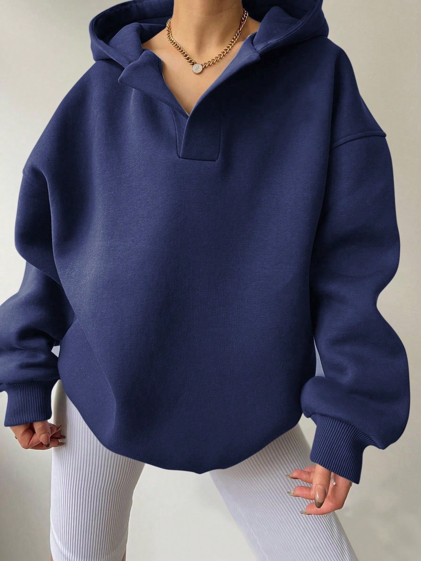 Nayeli Sweat Femme – Loose Solid Color Comfortable Hoodie for a Casual Autumn/Winter Style