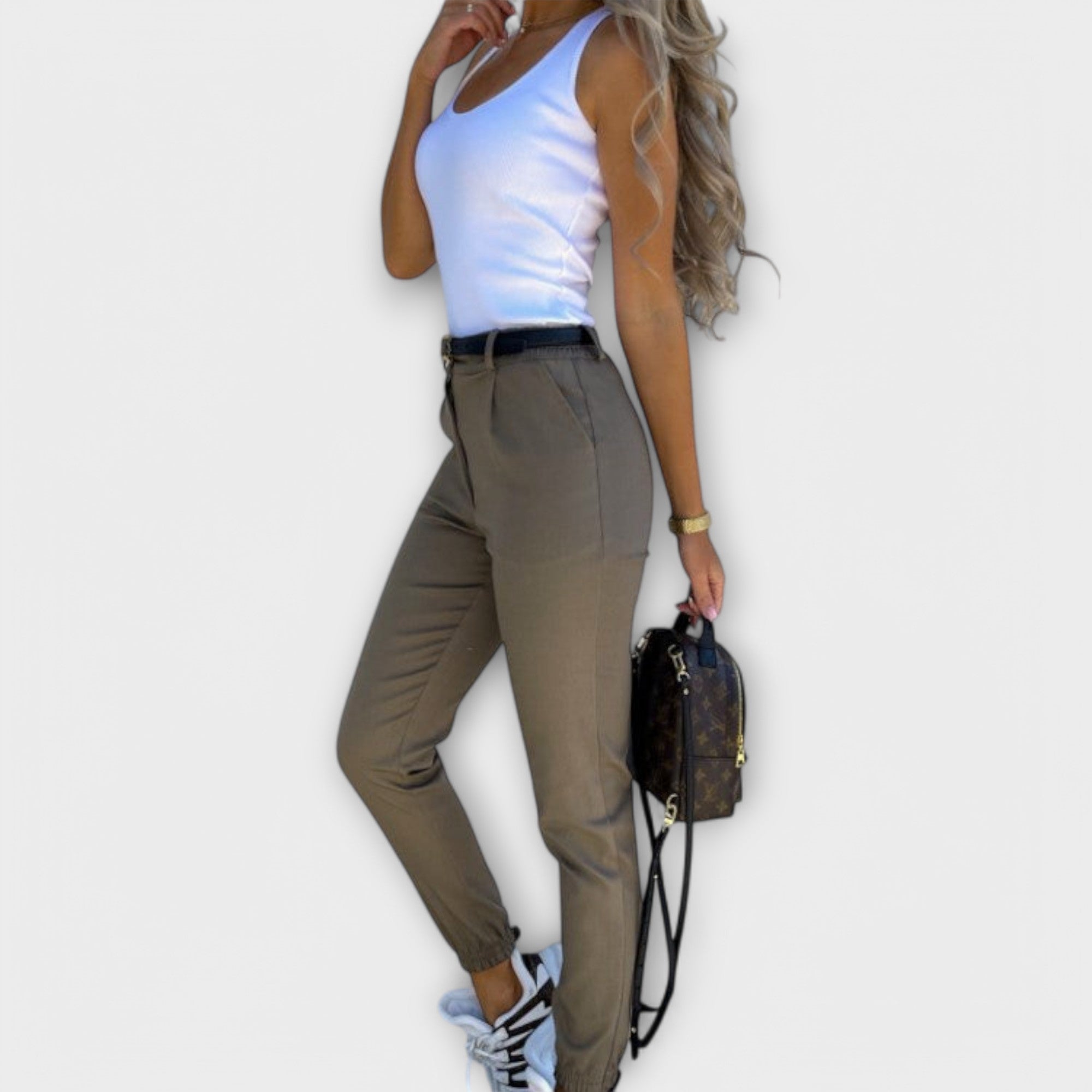 Stretch Pants – Comfort Stretch Fit & Flattering Silhouette