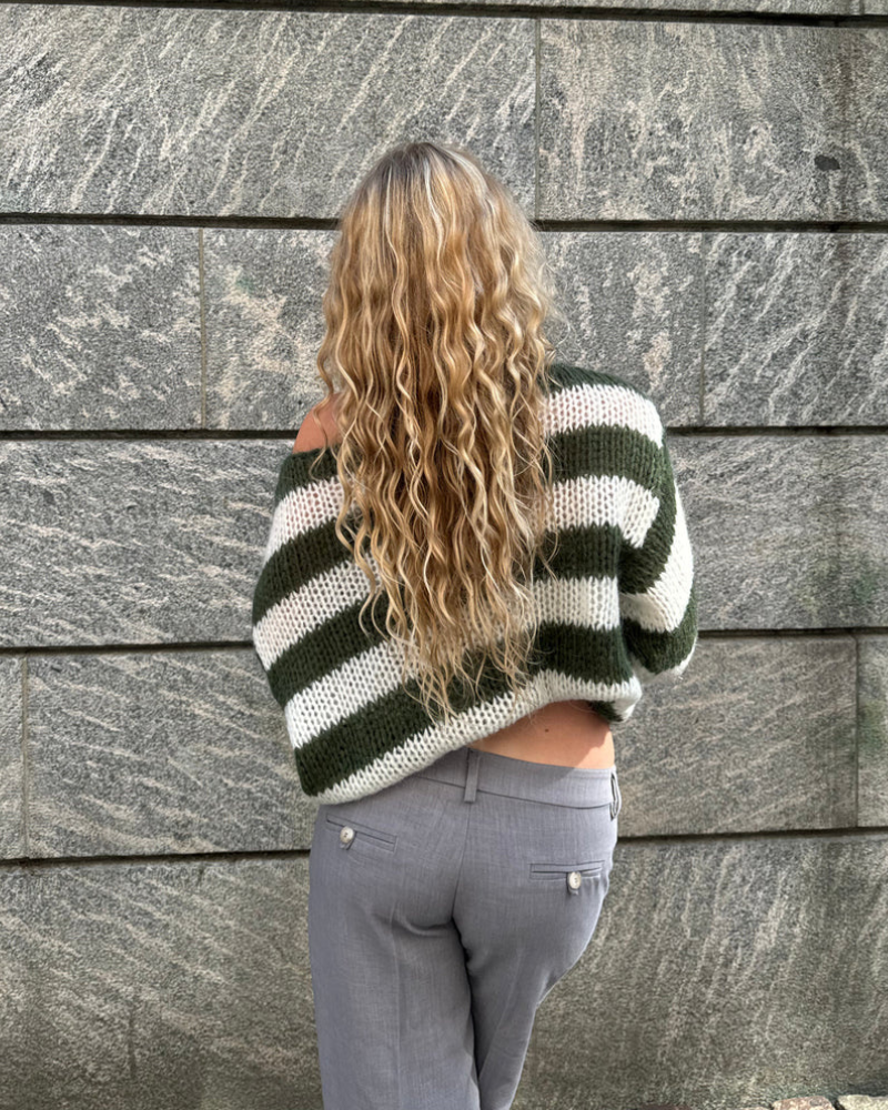 Louisa Sweater Women in Knit – Oversized Striped Sweater in Soft Material with Trendy Design