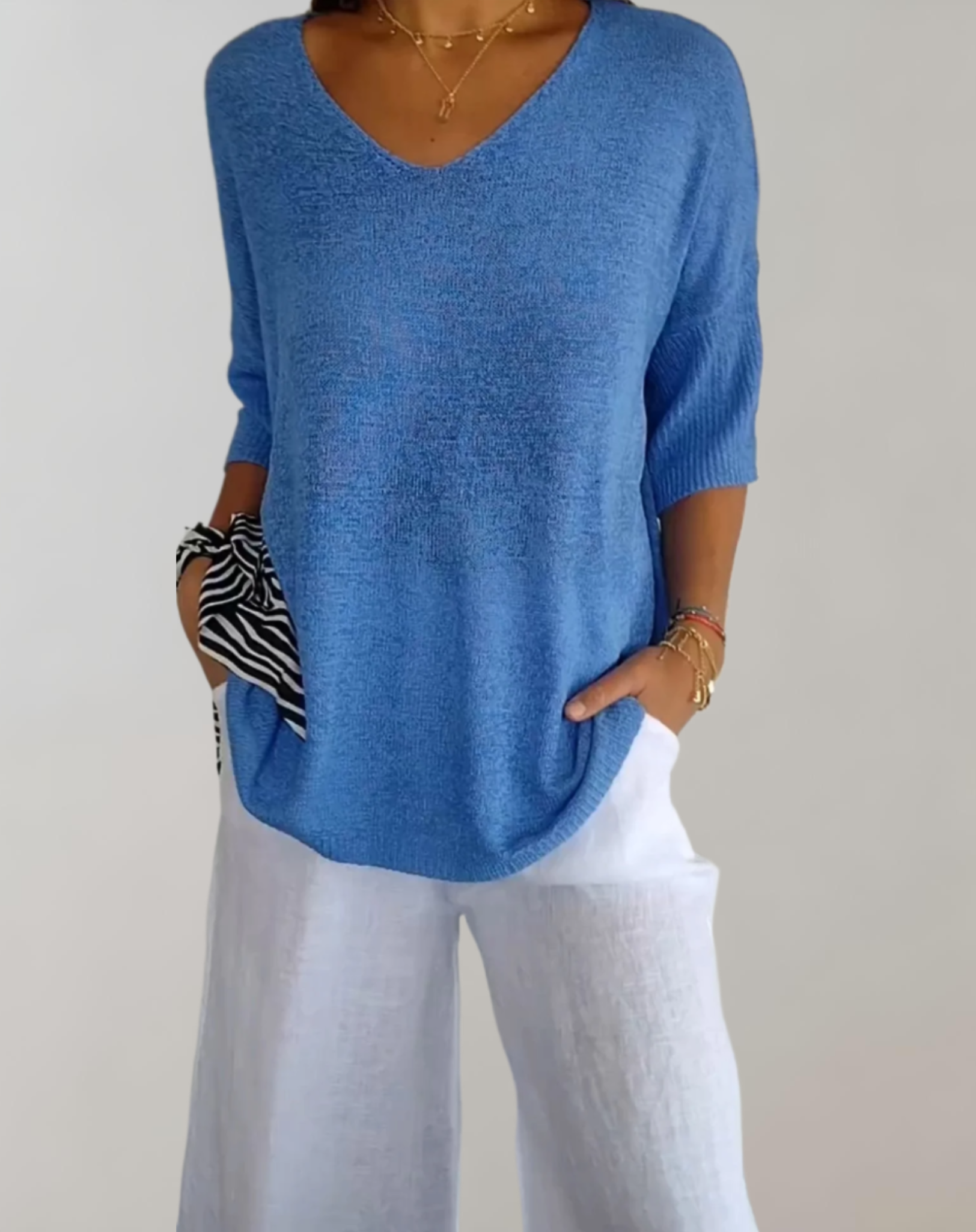 Marise Knitted Top Woman – Light Long Top with V-Neck & Elegant Casual Look
