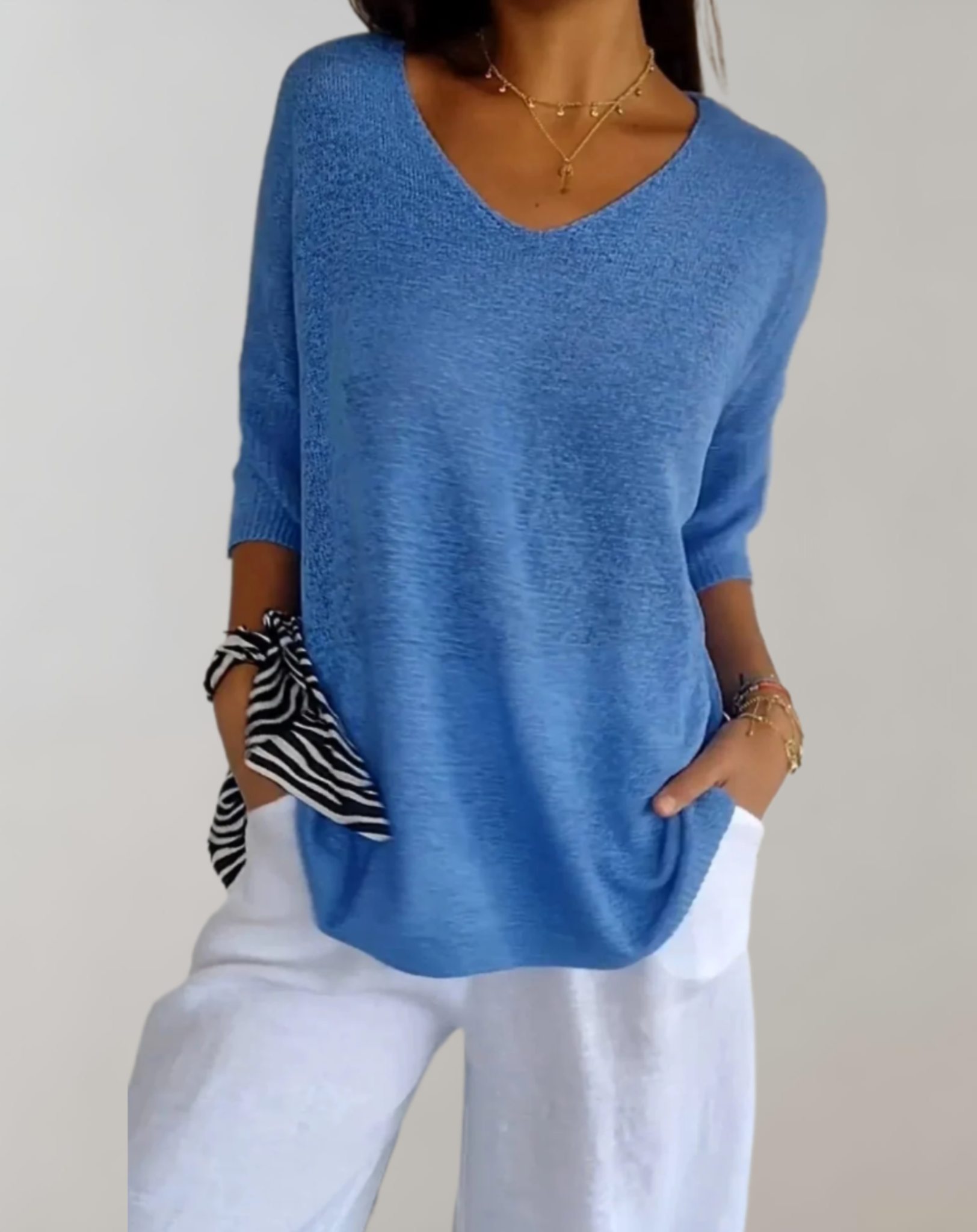 Marise Knitted Top Woman – Light Long Top with V-Neck & Elegant Casual Look