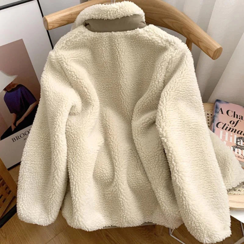 Stella Winter Coat Woman – Warm Light Elegant Coat in Premium Fabric for Cold Weather