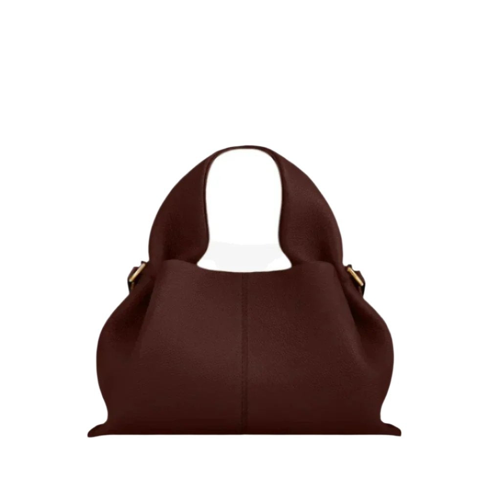 Annie | Stylish Travel Companion