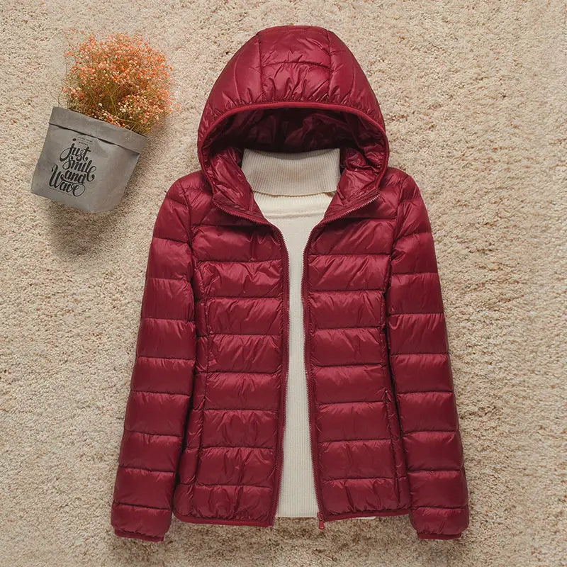 Daphne Mid-Season Jacket Women – Lightweight Down Jacket with Elegant Hood & Slim Fit