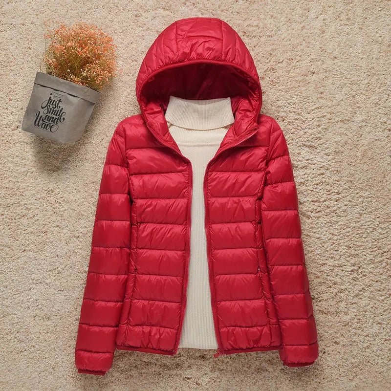 Daphne Mid-Season Jacket Women – Lightweight Down Jacket with Elegant Hood & Slim Fit