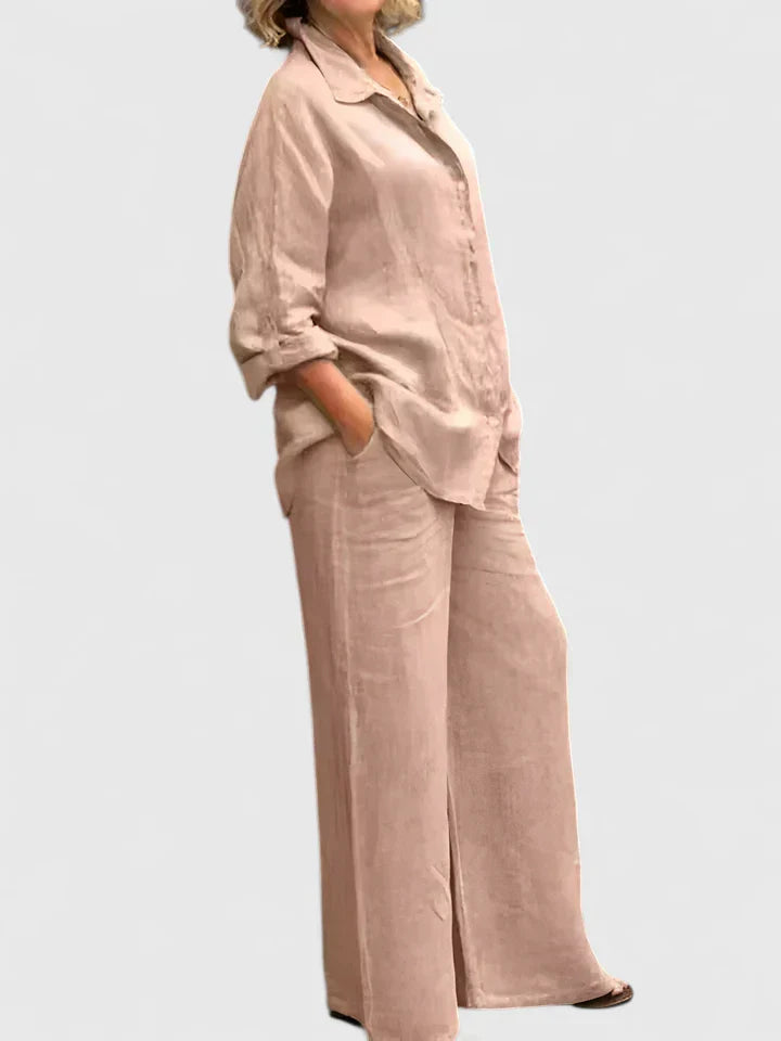 Relaxed Fit Cozy Ensemble – Flattering Silhouette & All-Day Comfort