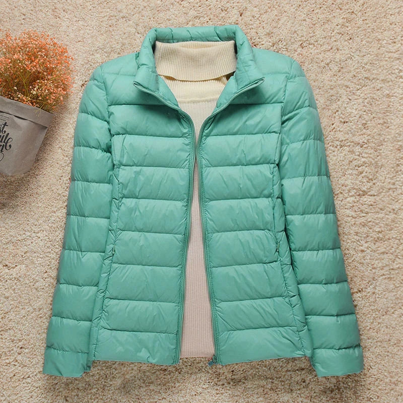 Daphne Mid-Season Jacket Women – Lightweight Down Jacket with Elegant Hood & Slim Fit