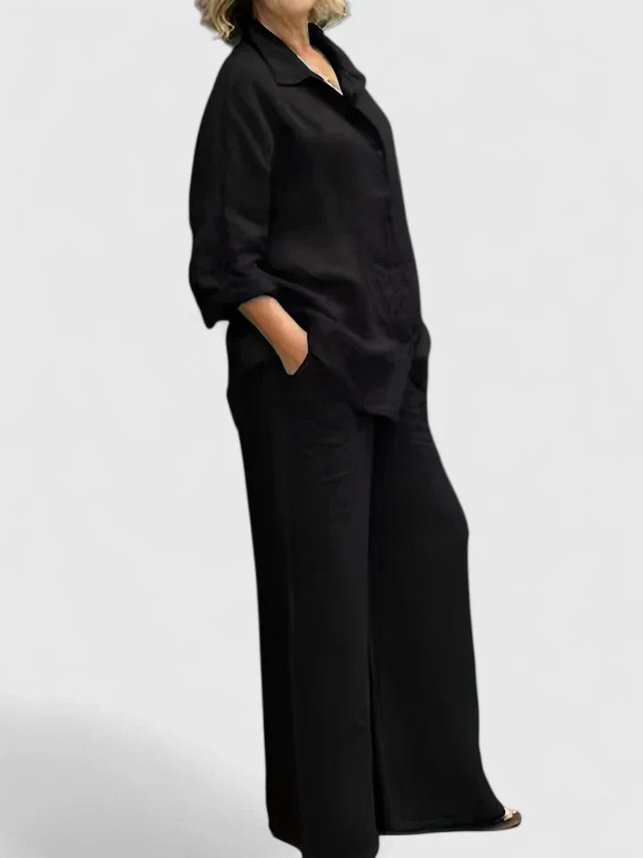 Relaxed Fit Cozy Ensemble – Flattering Silhouette & All-Day Comfort