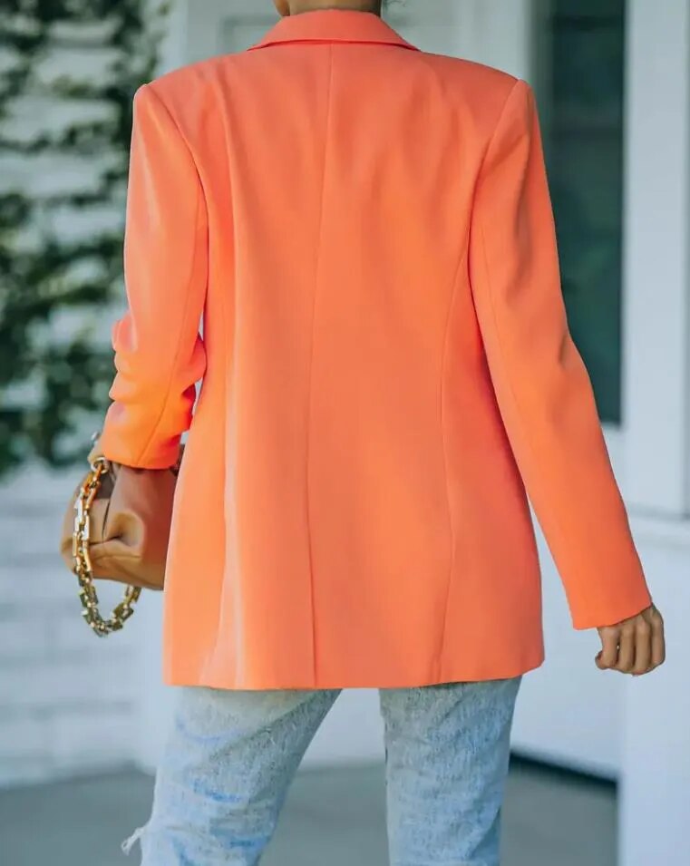 Raine Blazer Woman - Oversize Cut, Simple Buttoning, Notched Collar - Tailored Elegance for Office and Evenings