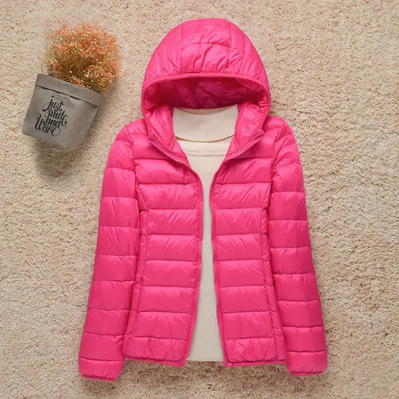 Daphne Mid-Season Jacket Women – Lightweight Down Jacket with Elegant Hood & Slim Fit