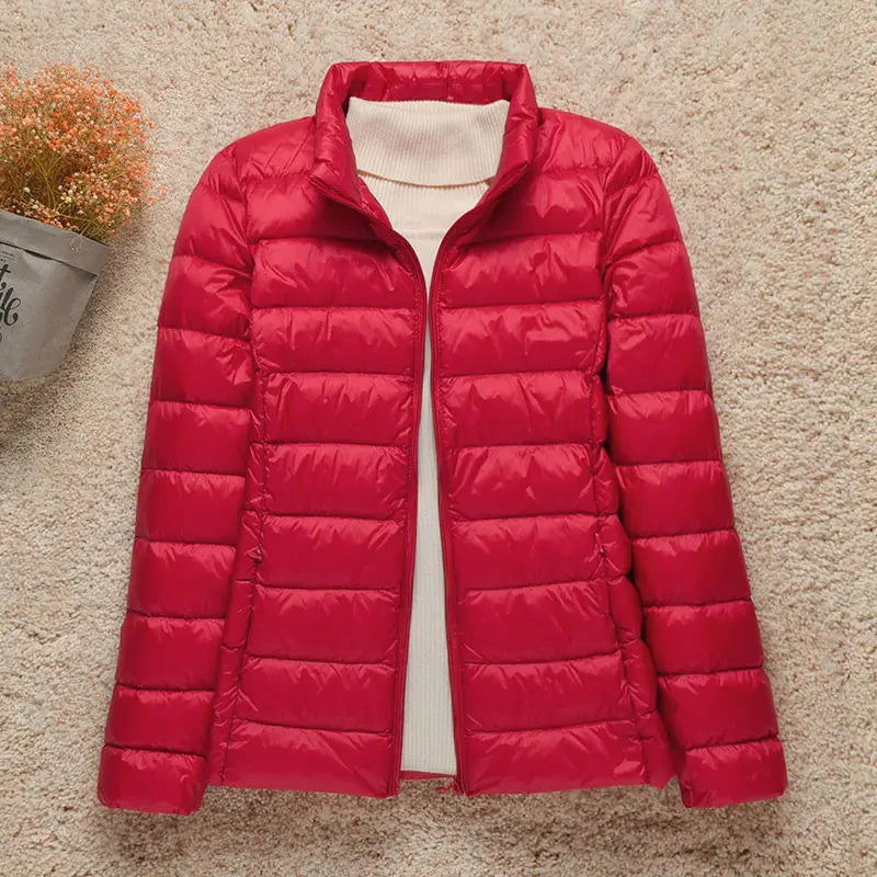 Daphne Mid-Season Jacket Women – Lightweight Down Jacket with Elegant Hood & Slim Fit