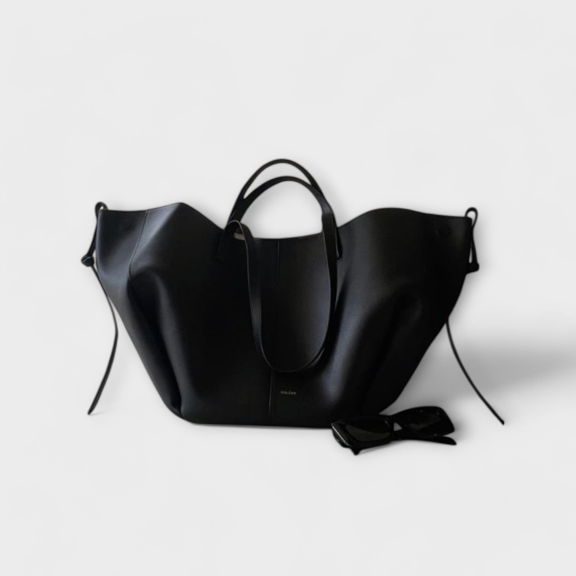 Annie | Vintage Tote Bag