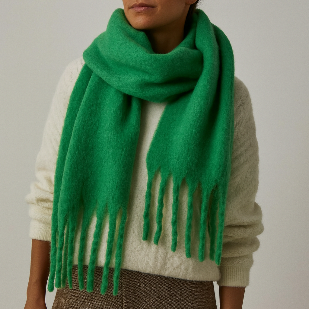 Soft Oversized Scarf – Classic Winter Wrap with Fringed Ends