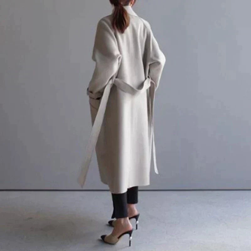 Isabelle Women's Long Wool Coat – Elegant & Comfortable Timeless Winter Coat