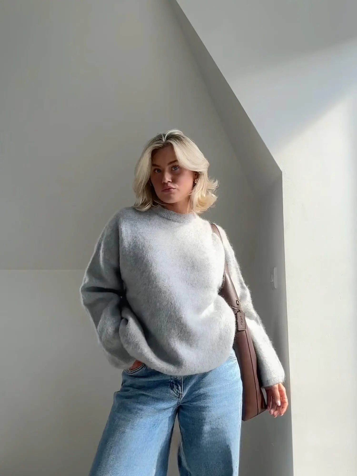 Elen Women's Mohair Luxury Pullover – Soft Brushed Knit with Relaxed Fit & Elegant Style
