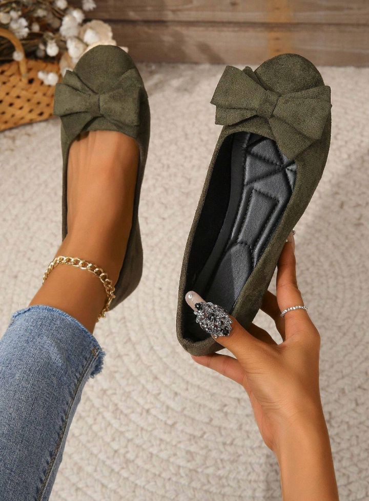Women’s Comfort Flats – Supportive Bow Detail Shoes for Everyday Elegance