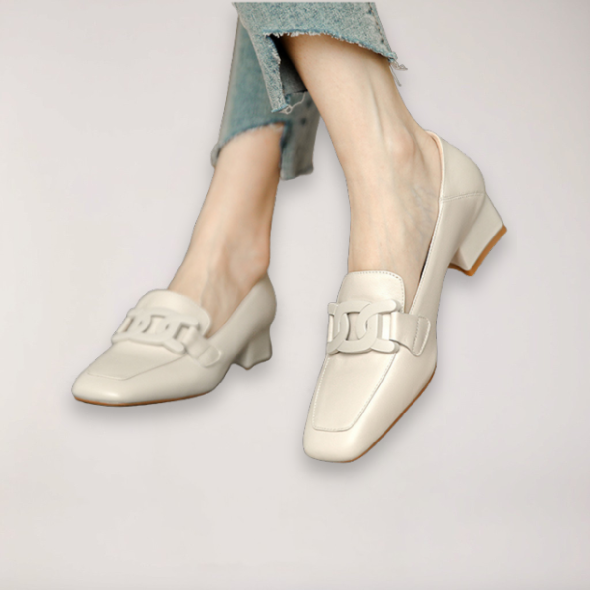 Women’s Structured Casual Shoes – Refined Low-Profile Design for All-Day Styling