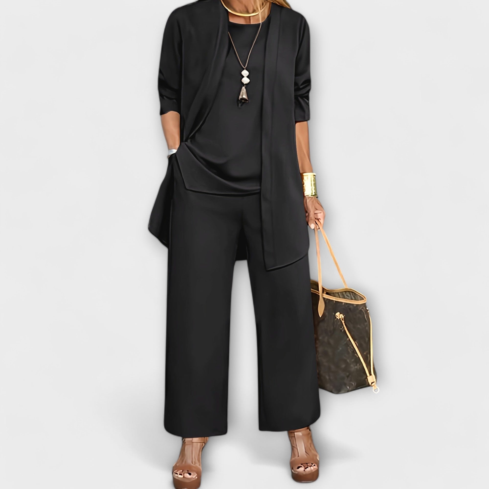 Relaxed Fit Knit Cardigan – Timeless Flattering Fit