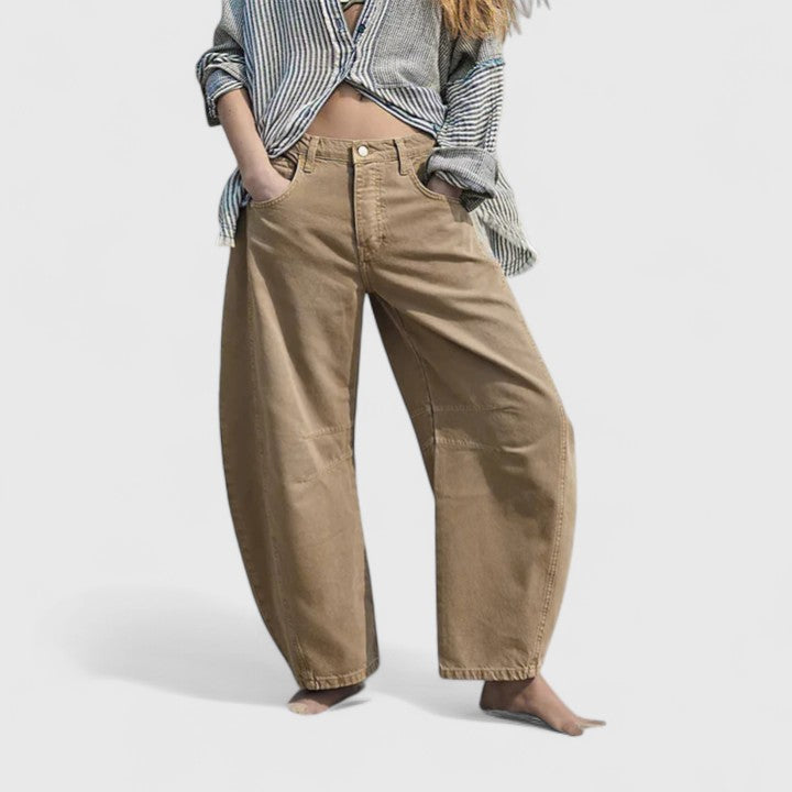 Relaxed Fit Women's Top – Flattering Silhouette & All-Day Comfort