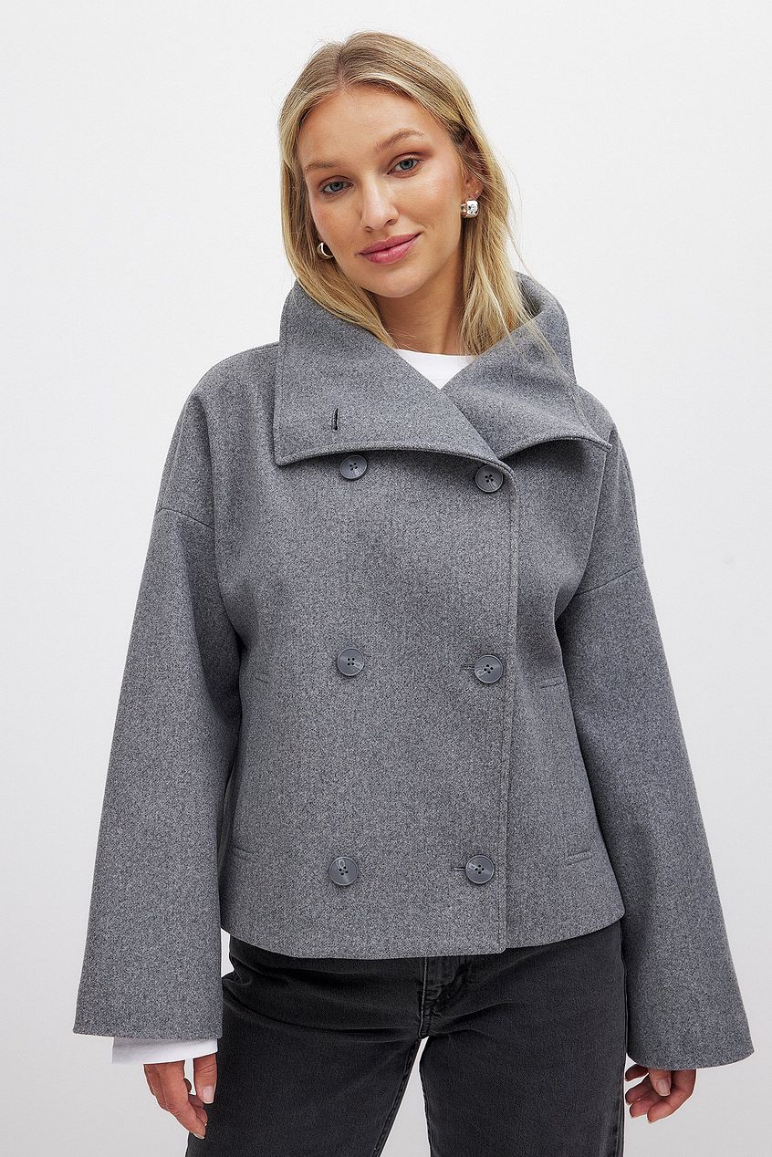 Arianna Short Coat Woman – Elegant & Warm Double-Breasted Jacket with Timeless Style