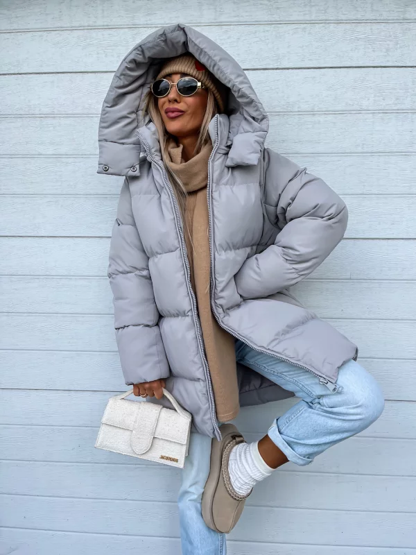 Sheila Women's Winter Coat – Warm, Thick with Integrated Hood & Zipper Closure