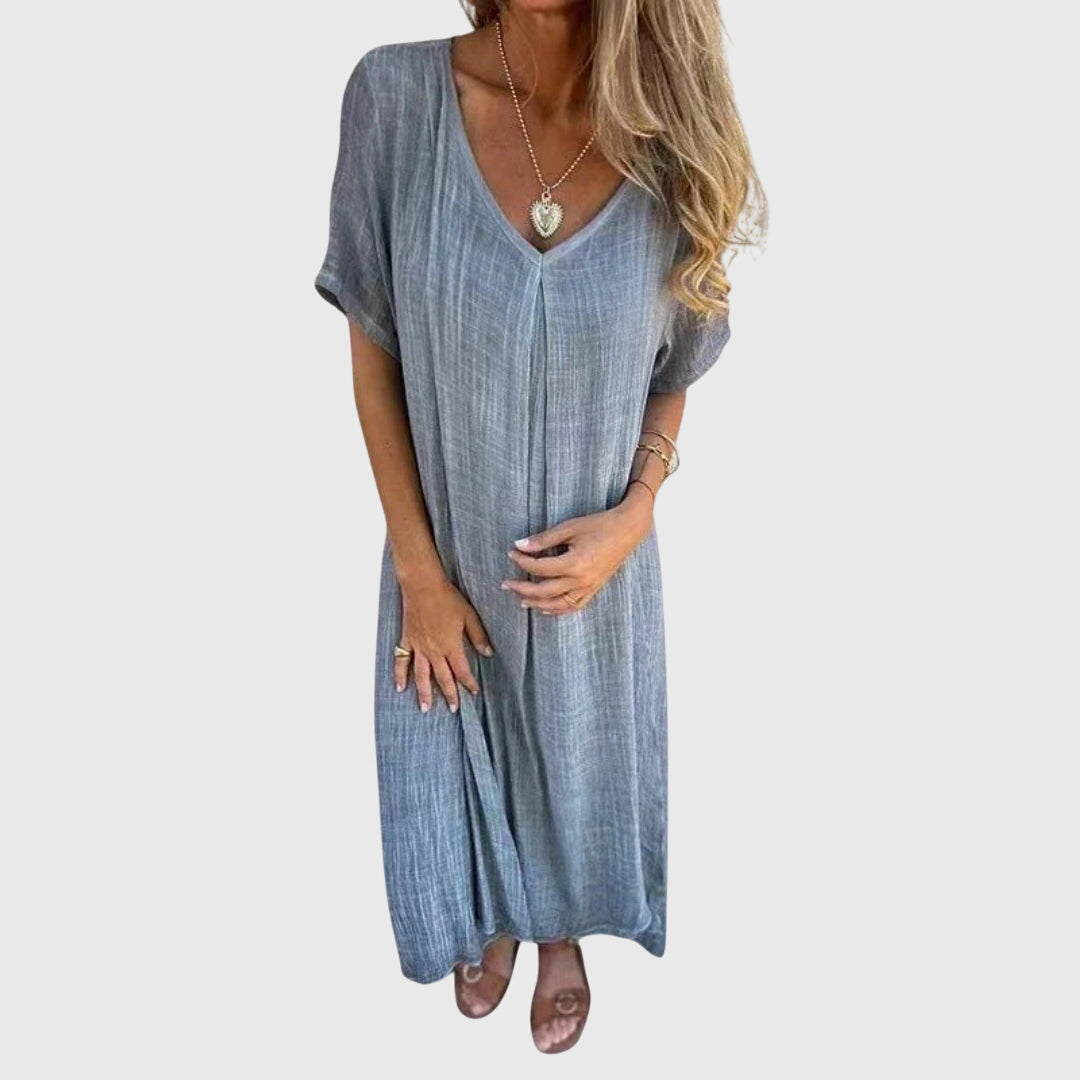 V-Neck Dress – Lightweight Feel & Flattering Silhouette