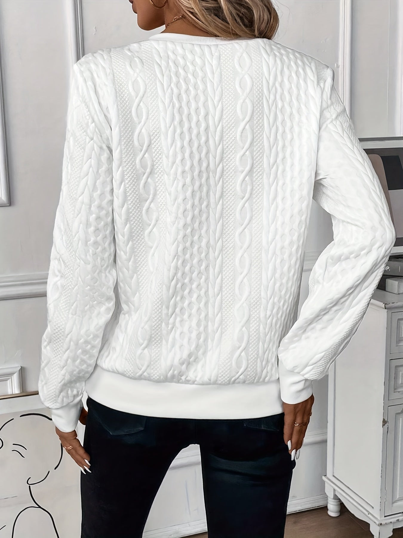 Amora Women's Pullover in Soft Knit – Daily Comfort & Casual Elegance