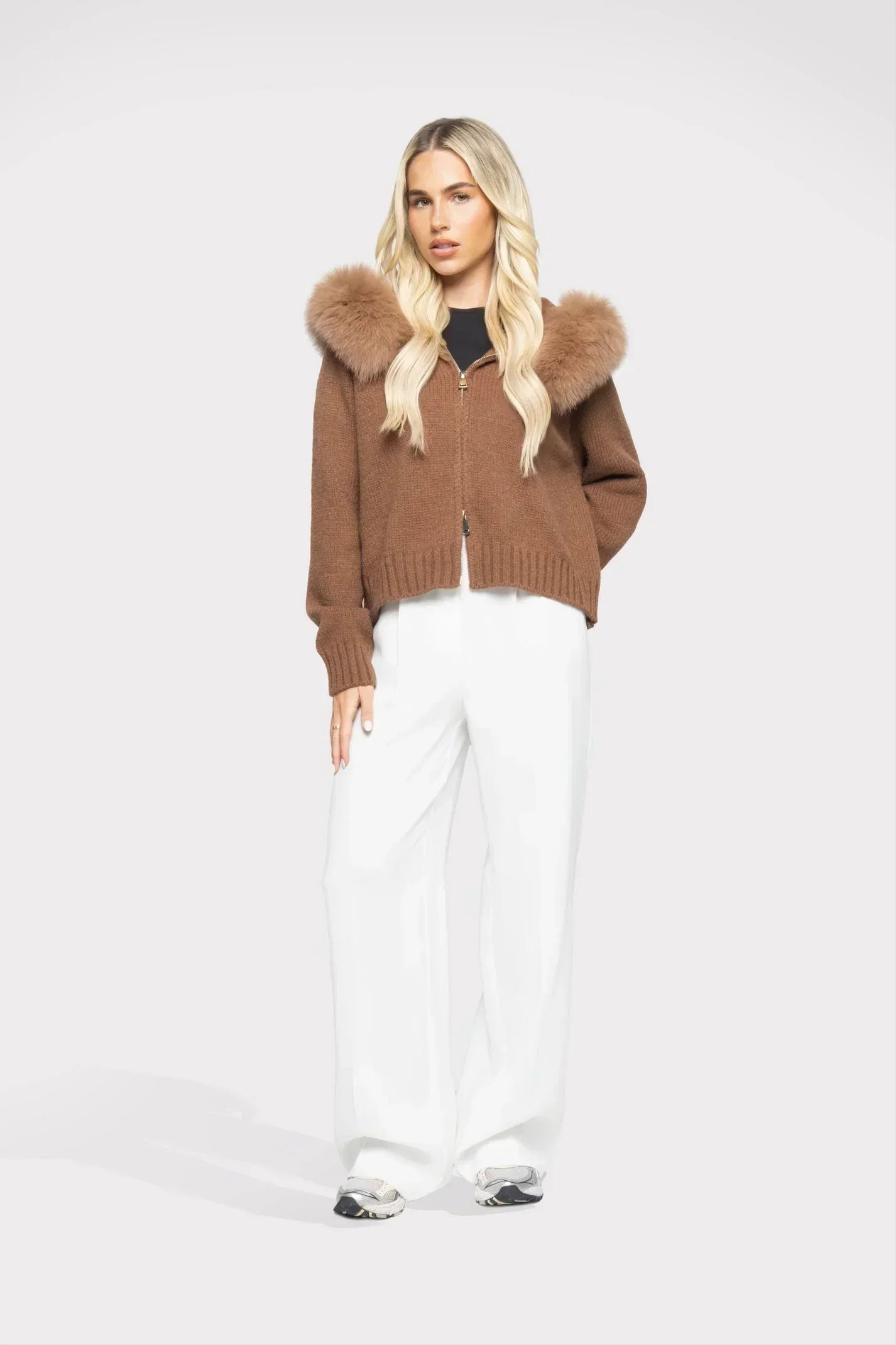 Janelle Women's Jacket – Elegant Wool Jacket with Fur-Lined Hood